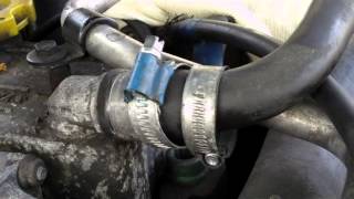 Video How to remove the turbo from a Jeep grand Cherokee 3 1 td Limited year 2000 [upl. by Ragen]