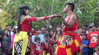 Ganongan Yossika VS Rendy  Pilih mana Jathilan Aya Chikamatsu atau uang saweran [upl. by Drusilla]