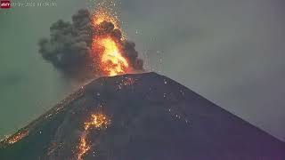 Sep 19 2024 Volcan de Fuego Erupting Under Moonlight [upl. by Arah]