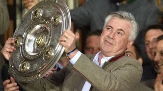 FC Bayern Sänger Ancelotti überrascht auf Meisterfeier [upl. by Annez103]