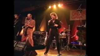 Lotta Engbergs Orkester  Världens bästa servitris  Live Sveriges størsta Dansgala 1992  720p [upl. by Enyalb668]