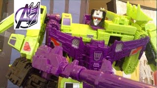 Transformers Stop Motion Combiner WarsPt2 Devastator vs Defensor Stop Motion [upl. by Raimund91]