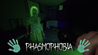 Phasmophobia WMy Mom👻 Toilet Torso 🦴🚽 [upl. by Anoirb]