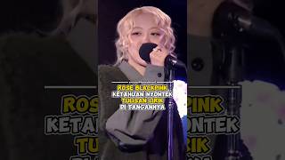 Rose BLACKPINK ketahuan nyontek tulisan lirik ditangannya kpop shorts [upl. by Namyw976]