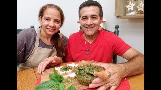 Como Fazer Molho Pesto  How to Make Pesto Sauce [upl. by Llennod3]