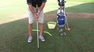 Golfing Tips  How to Hold a Belly Putter [upl. by Bakki]