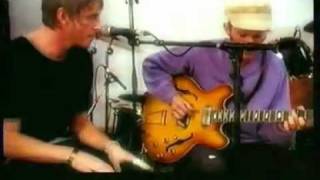 Paul Weller and Steve Cradock  No One in the World Live Acoustic [upl. by Cacilia]