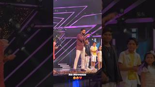 Vicky Kaushal ka jabrdast dance on super star singer 3 set with Star kids amp captain Ammy Virk Neha [upl. by Greenlee]