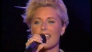 Dana Winner Plaisir DAmour [upl. by Avehstab921]