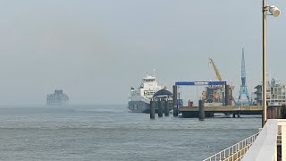 Alte Liebe mit richtig vielen Schiffen inkl Elbefähre Weltschifffahrtsweg live Webcam Cuxhaven [upl. by Nichola]