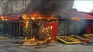 😱 Vidéo Choc  Attentat terrorriste  Le restaurant Le Fouquets à Paris brûle stopgiletsjaunes [upl. by Enomyar575]