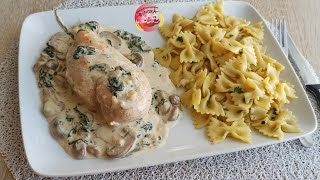 Escalopes de poulet a la crème blanchechampignons épinards دجاج بكريمة فطر [upl. by Enilasor]