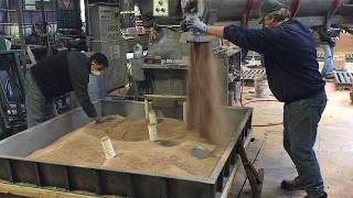 Hydroskin casting in sand at Boose Aluminum Foundry [upl. by Yellas]