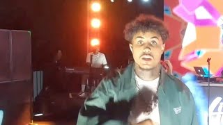 Drone invade Show do MC Livinho e se surpreende [upl. by Nishom]