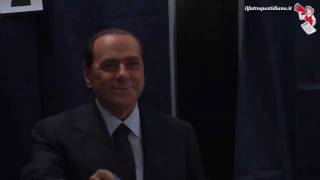 Milano Berlusconi al seggio [upl. by Inahc]