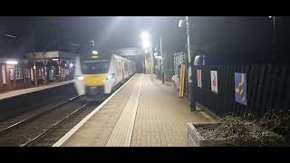 trains at welwyn north [upl. by Pavla]