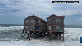 WATCH Rodanthe North Carolina home collapses [upl. by Brindle]