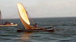 les bateaux à voile de Mahajanga Madagascar [upl. by Aneri189]