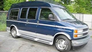 2002 Chevrolet Express Conversion Van Start Up Exhaust and In Depth Tour [upl. by Bullock]