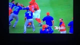 Rougned Odor Punches Josh Donaldson [upl. by Atalaya470]