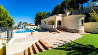 Villa in Calpe for sale in Alicante Beds 3 Baths 1 Spanish Casa Property [upl. by Norra]