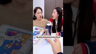 REVIEW Quỳnh và Chi thi tô màu xem bút của ai tốt hơn kawaii funnyvideo funnyshorts shortviral [upl. by Hiasi]