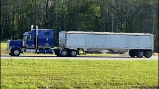 Western Star 4900 Loud Straight Pipe [upl. by Courtney]