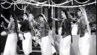 Oru Kudukka Ponnutharaam Subaida1965 [upl. by Eynahpets90]