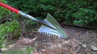 Serratededged Multipurpose Shovel Cuts through Roots and Hard Ground [upl. by Adao]