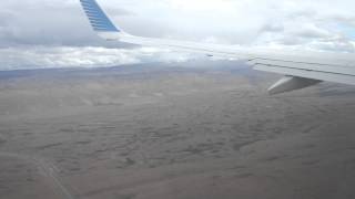 Approach and landing El Calafate Airport Patagonia Turbulence on approach Aerolineas Argentina [upl. by Asilrahc]