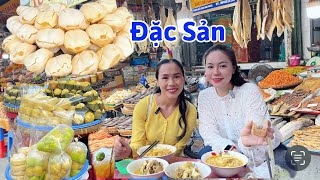 Cùng Song Hỷ Vlog tham quan chợ Châu Đốc thử đặc sản mắm và lần đầu ăn bún Kèn TrNQ [upl. by Herc855]