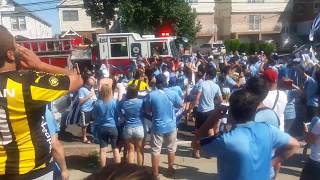 Uruguayos Celebran la victoria de La Celeste en Elizabeth New Jersey EEUU [upl. by Yeltsew175]