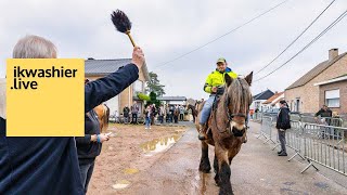 Dierenwijding aan café De Weefberg bij Fran  ikwashierlive in Testelt voor SintHubertusviering [upl. by Nilok]