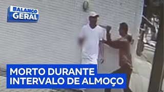 Homem é preso por matar colega de trabalho da esposa [upl. by Aiciram]