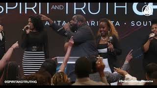 🔥 Elder Antwaun Cooks Giving You 25 Minutes Of Praise amp Worship PURE FIRE Who Does This [upl. by Ennyletak]