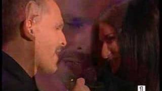 Laura Pausini  Especial Miguel Bosé Te Amaré [upl. by Burkle]