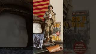 Band of Brothers display with 16 Captain Winters 101st ABN 506th PIR Normandy 1944 [upl. by Riella]