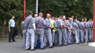 Hongrie les prisonniers paient pour leur détention [upl. by Ateuqahs393]