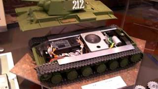 Hobbymediait  Tamiya Russian Heavy Tank [upl. by Adlog]