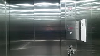 Brand new KONE EcoSpace MRL Traction Elevator  HampM  Twelve Oaks Mall  Novi MI [upl. by Giacomo]