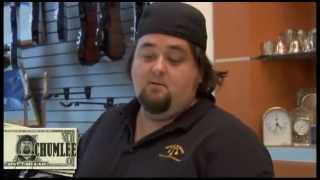 Chumlee quotle saca la piedraquot a un cliente [upl. by Ahsenahs887]