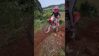 subindo morro de crf230f [upl. by Saval]