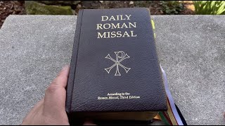 How to use a Daily Roman Missal [upl. by Nevak577]