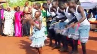 Acholi Traditional Wedding Song  Ugandan Wedding  African Bride  African Wedding Ceremony  Gulu [upl. by Augusta976]