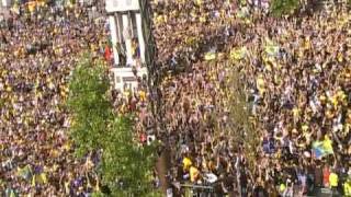 Ola pour lASM place de Jaude 30 mai 2010 Le Brennus à ClermontFerrand [upl. by Leotie]