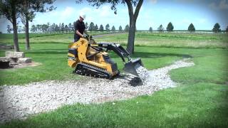 S725TX Mini Skid Steer  Vermeer Tree Care Equipment [upl. by Bamberger]