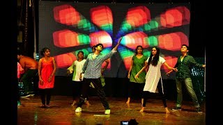 Khaike Paan Banaraswala  Don 2  Shah Rukh Khan  Bollywood Dance  Mrudang Academy [upl. by Liva]