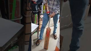 How to put grip cricket bat apply Now trending video cricket bat grip [upl. by Mollie]