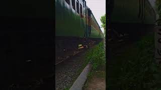 Bangladesh train train trending viralshort bangladeshrailway nature iccworldcup2023 icc [upl. by Richman]