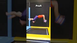 ANFÄNGER vs PROFIS in der Trampolinhalle backflip parkour Trampolin [upl. by Jaf]